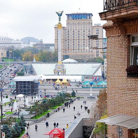 Apartments On Independence Square Kiev Luaran gambar