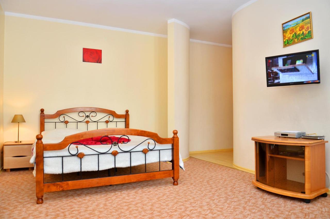 Apartments On Independence Square Kiev Bilik gambar