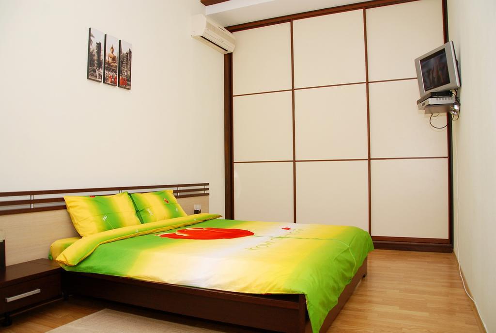 Apartments On Independence Square Kiev Luaran gambar