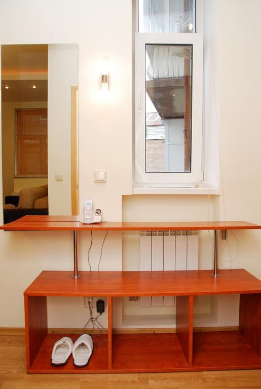 Apartments On Independence Square Kiev Bilik gambar