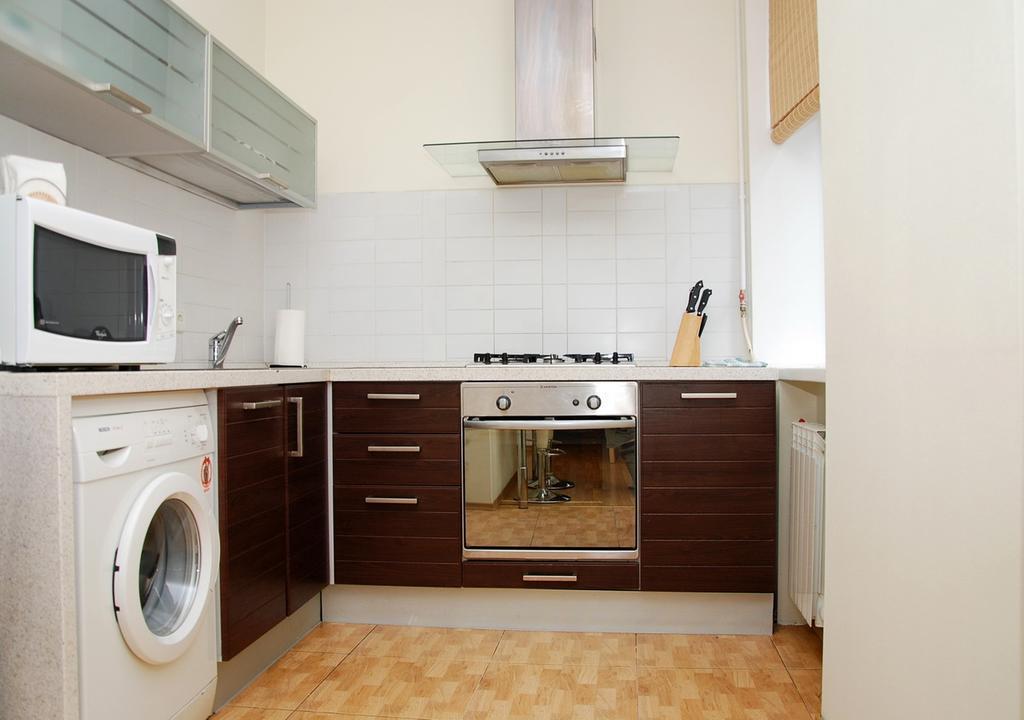 Apartments On Independence Square Kiev Bilik gambar