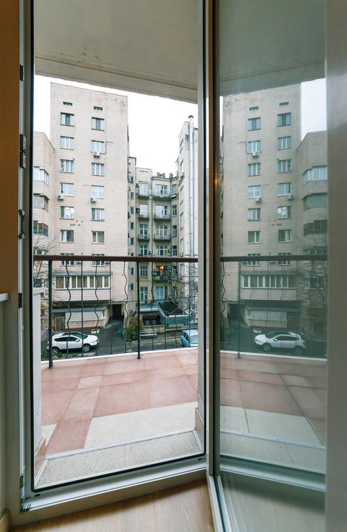 Apartments On Independence Square Kiev Luaran gambar