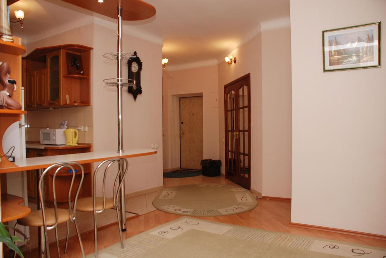 Apartments On Independence Square Kiev Luaran gambar